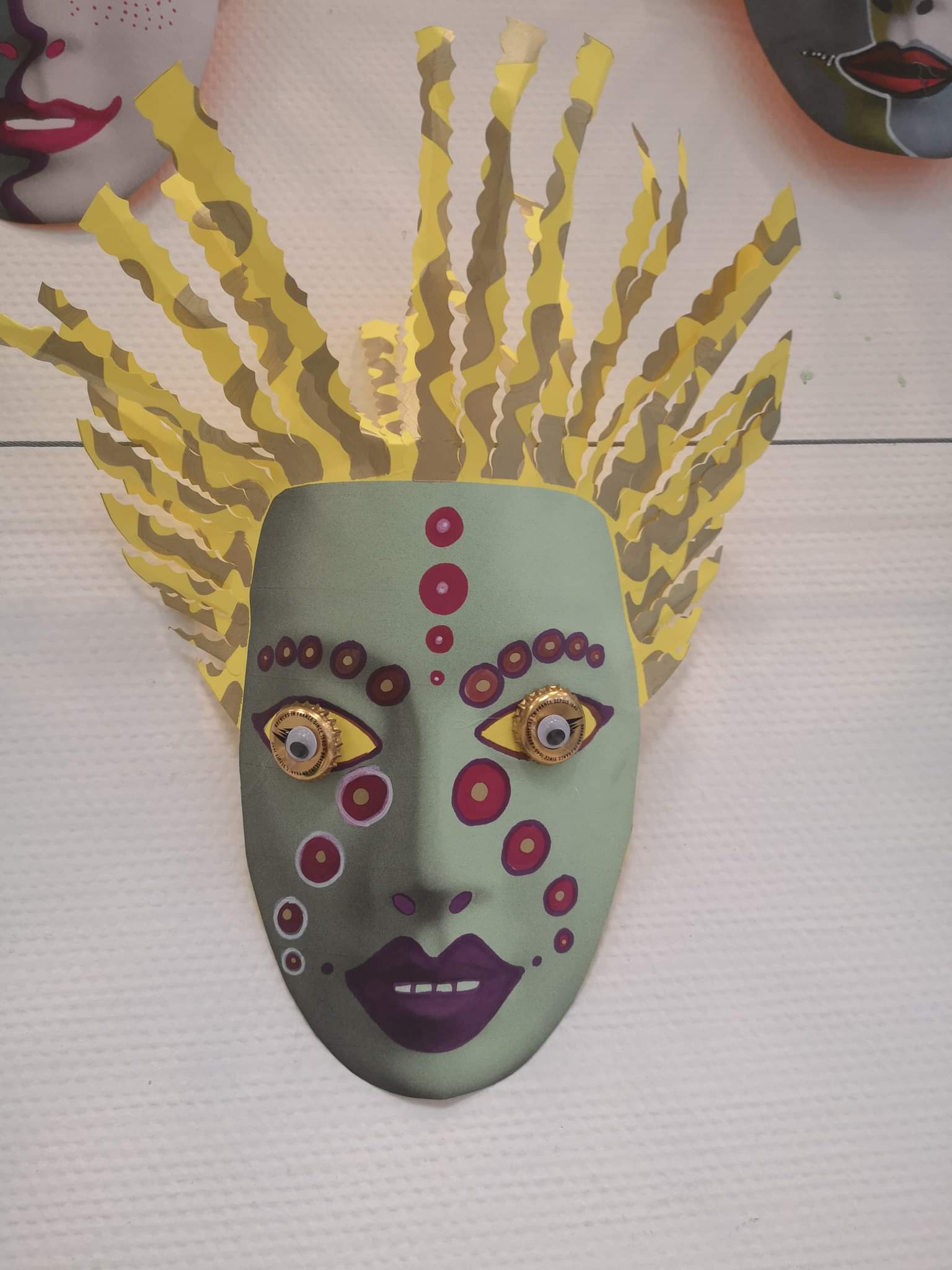 Visuel : Travail sur le thme du masque par les lves de Mme DEGERT.