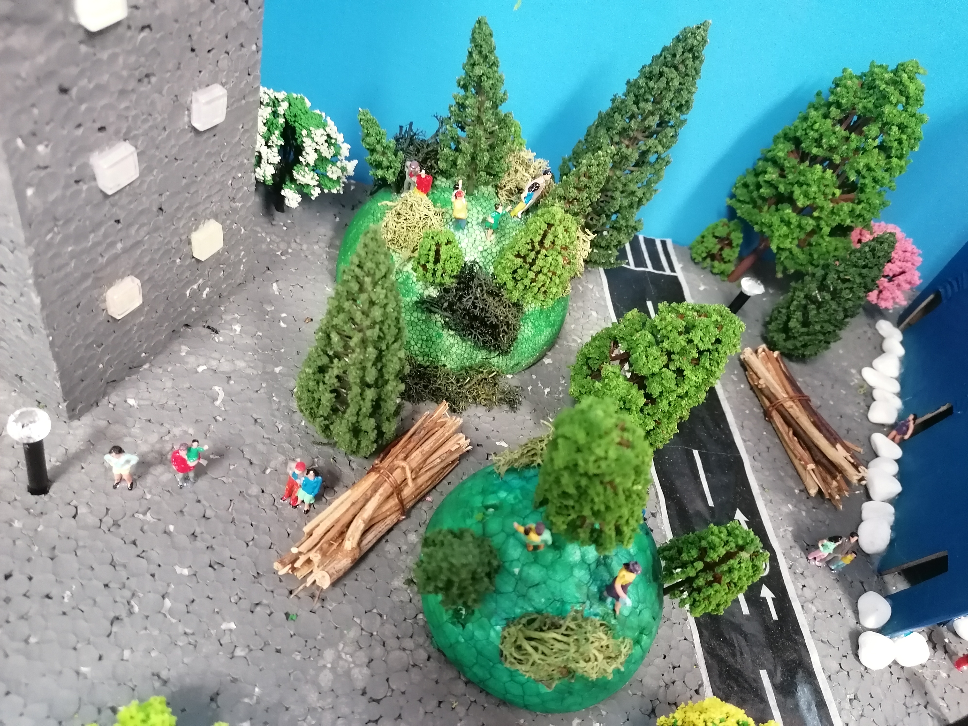 Visuel : Exposition de maquettes au CDI du Collge