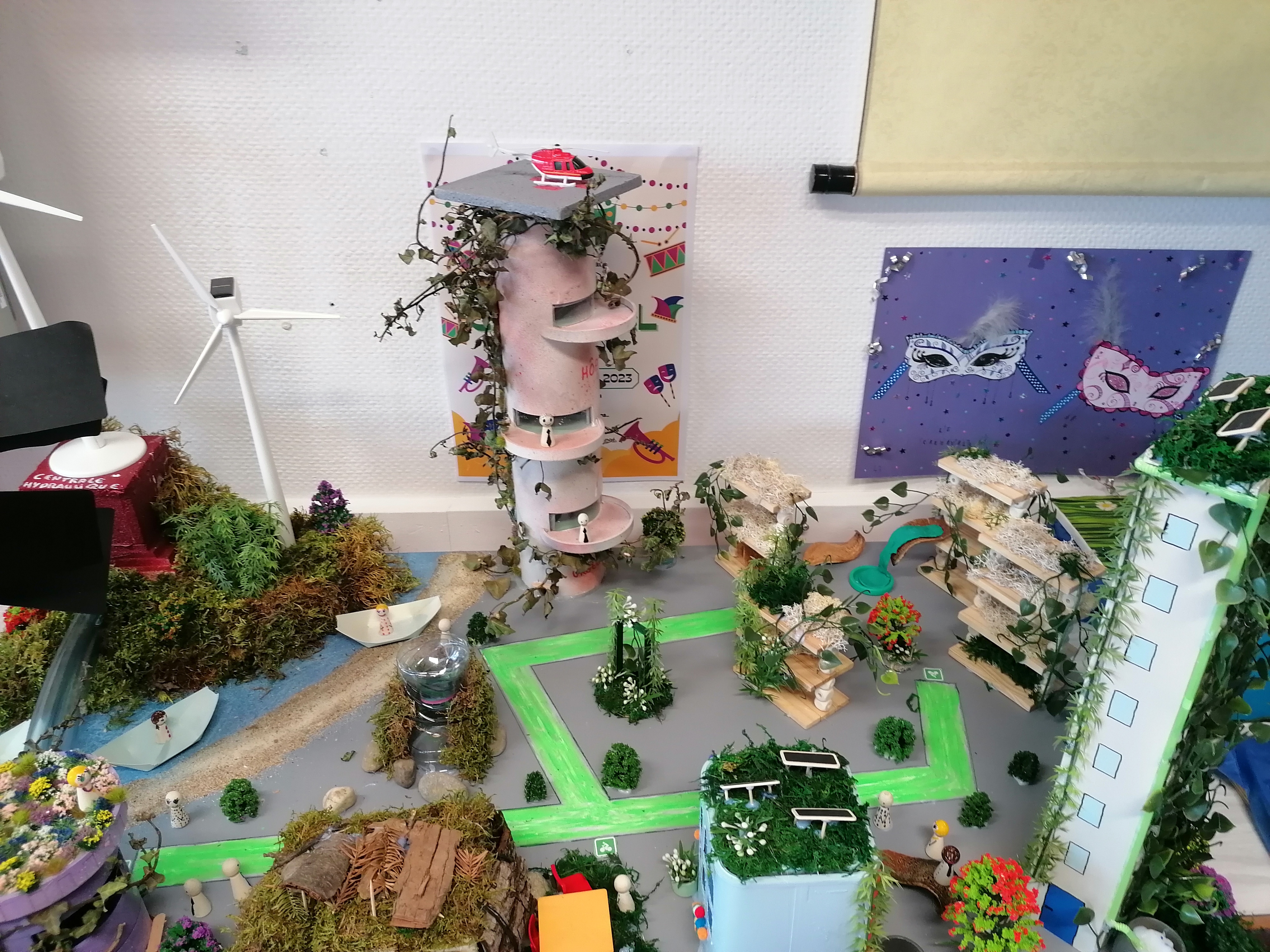 Visuel : Exposition de maquettes au CDI du Collge