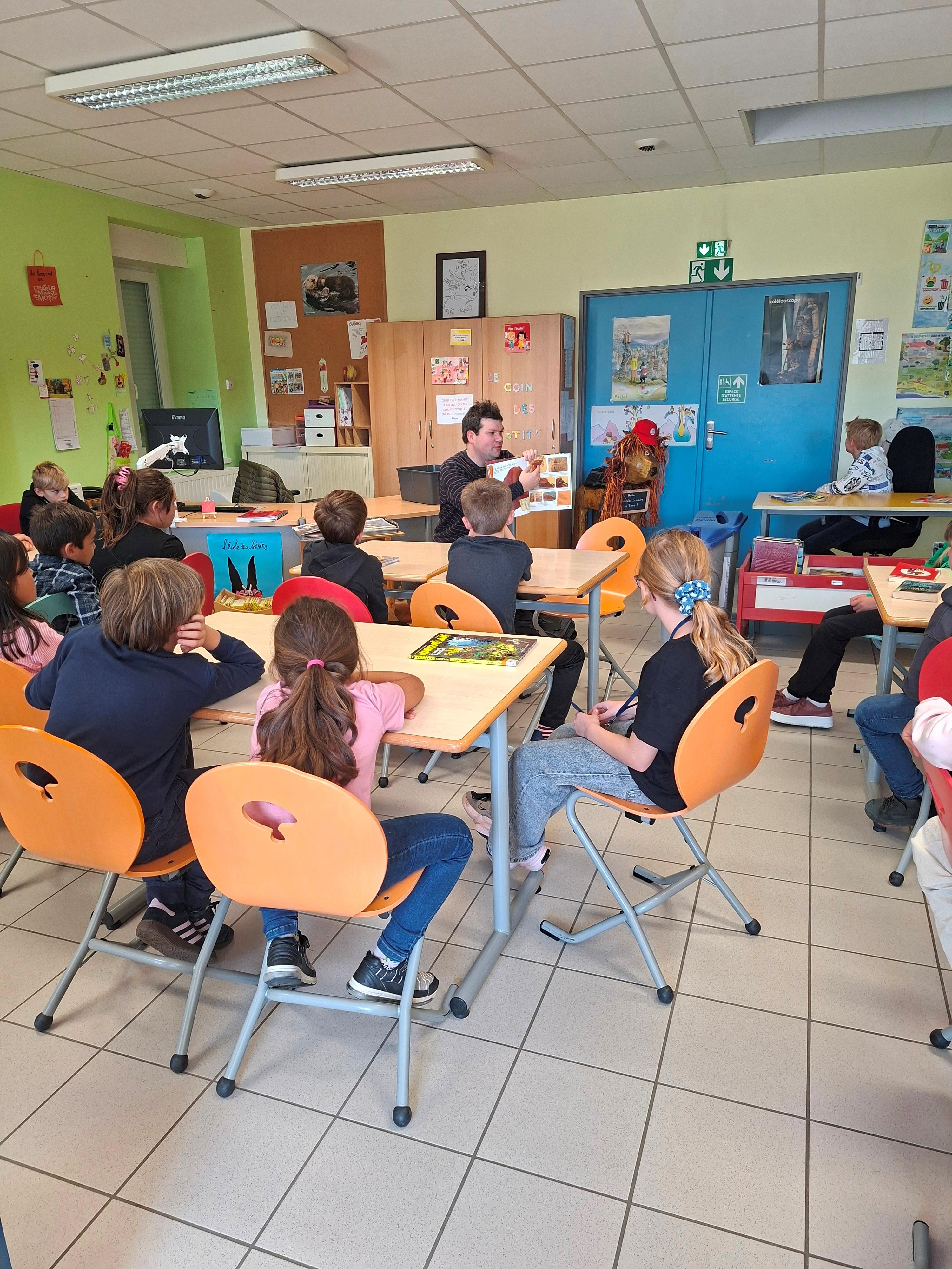 Visuel : Club lecture animé par Olivier