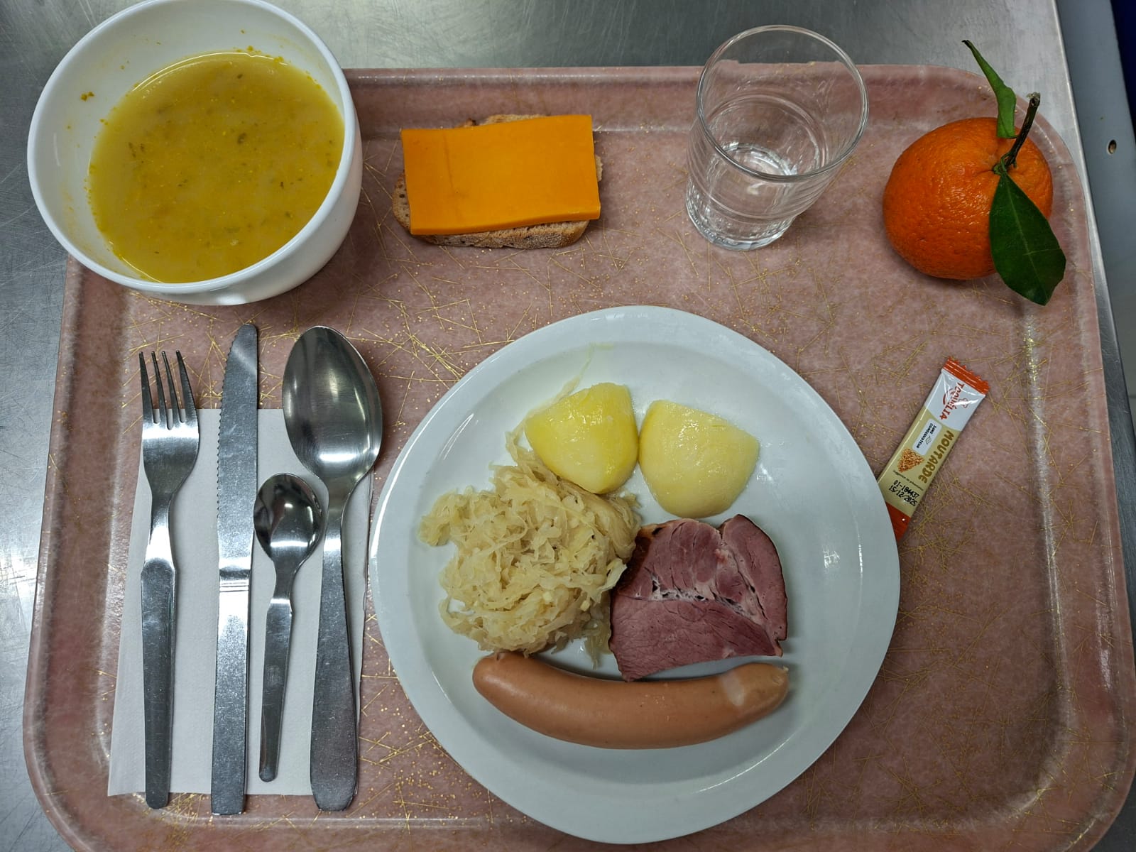 Visuel : Plateau type repas du jour