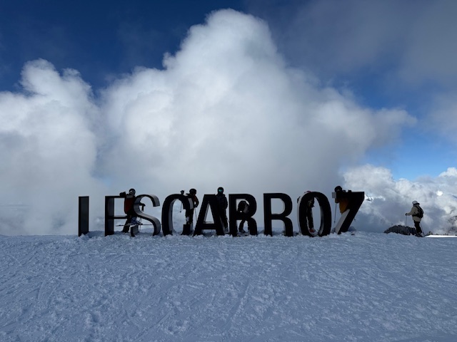 Visuel : Classe de neige des 5C et 5D aux Carroz d'Ar�ches