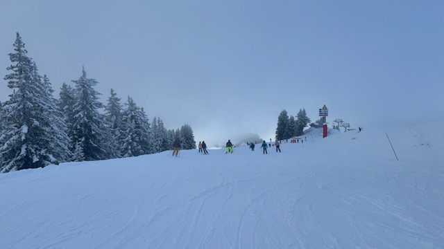 Visuel : Classe de neige des 5C et 5D aux Carroz d'Ar�ches (suite)