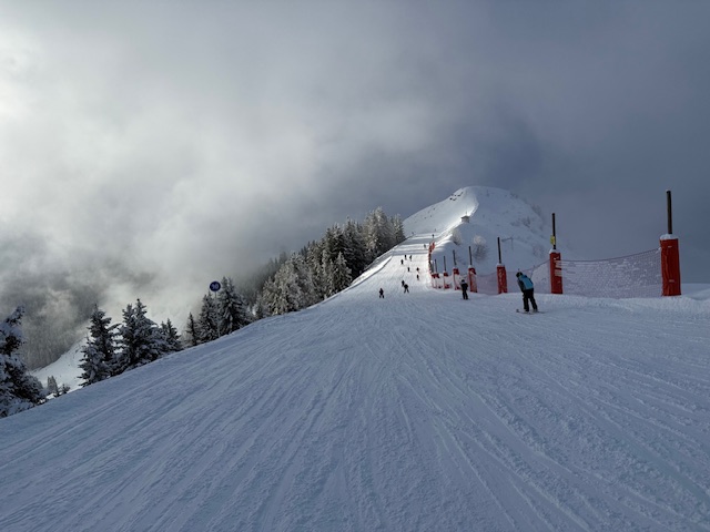 Visuel : Classe de neige des 5C et 5D aux Carroz d'Ar�ches (suite)